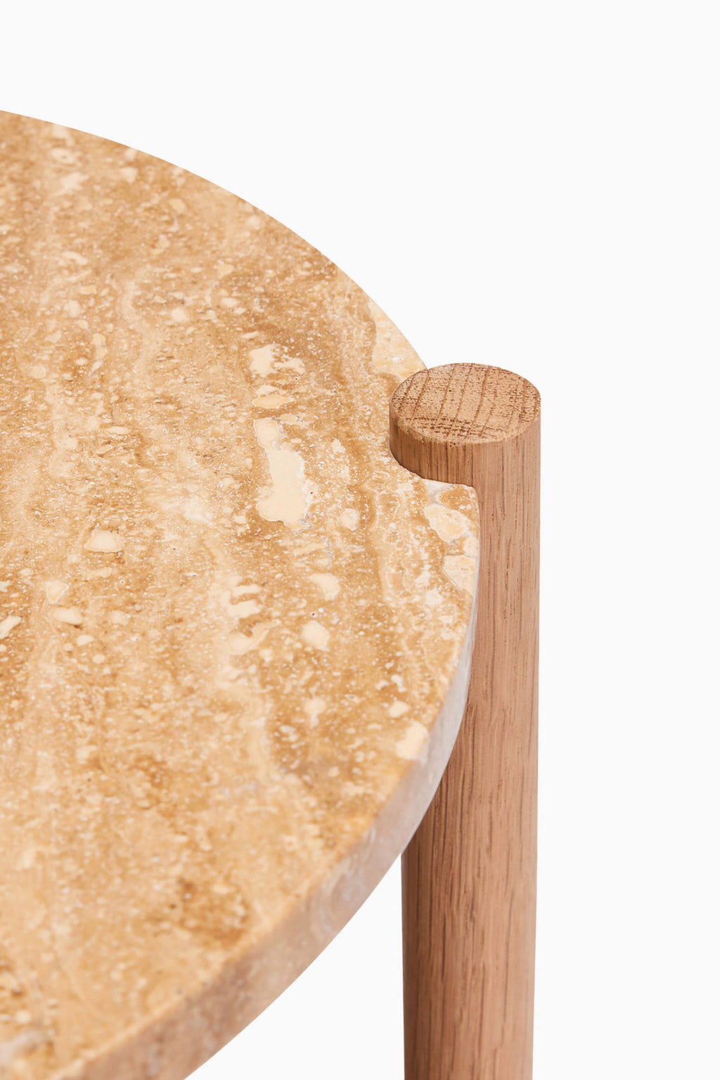 Table basse Trava - chêne et travertin - Hübsch