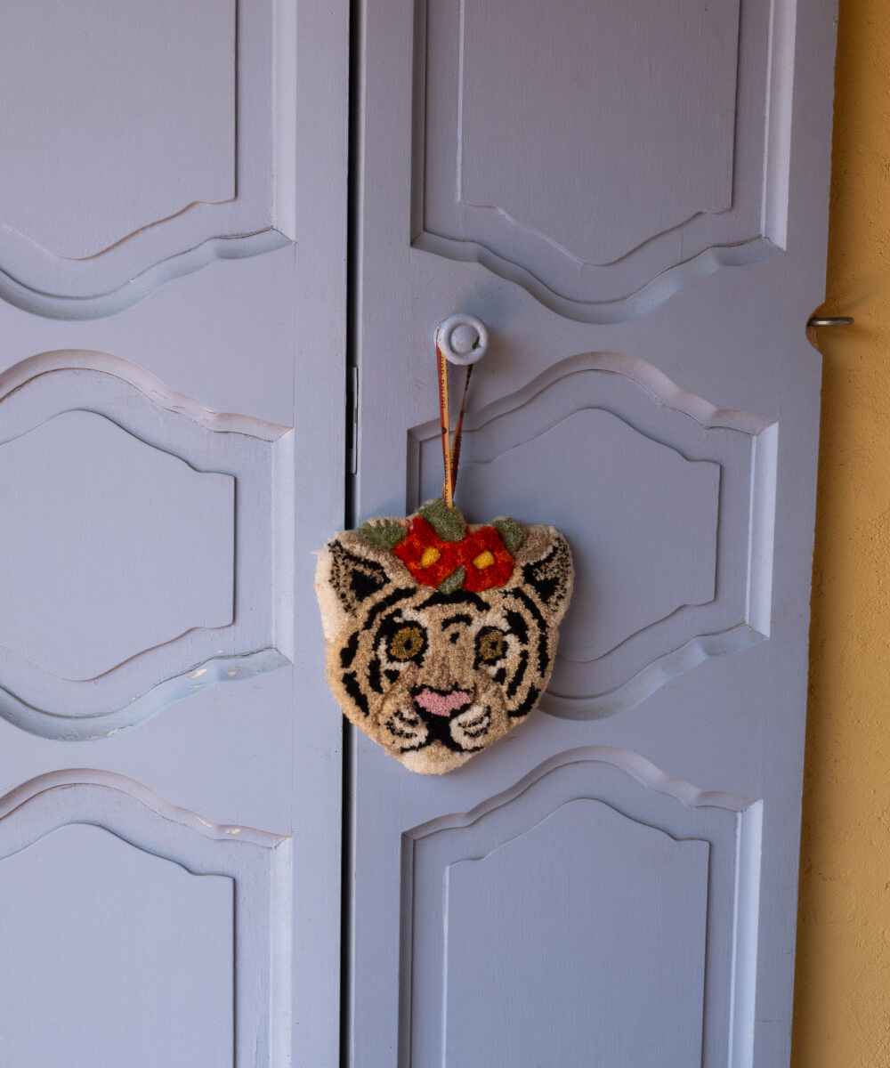 Pendentif tête Tigre floral - Doing Goods