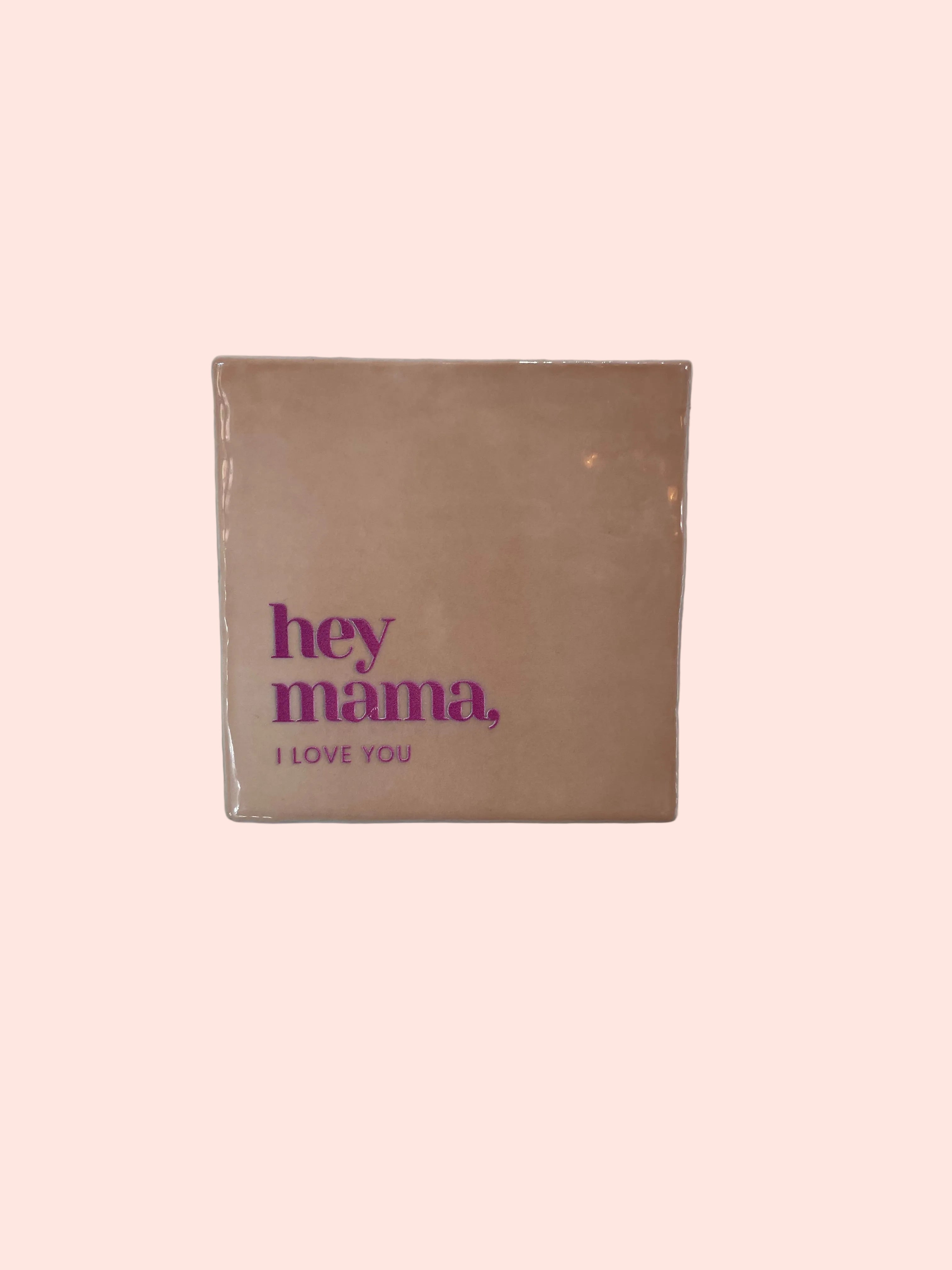 Carreau décoratif en céramique Hey mama, I love you – Studio Meuk