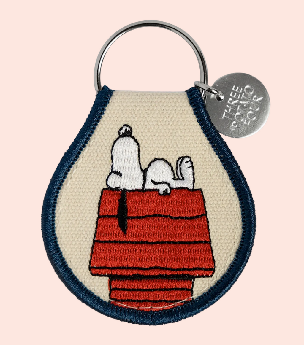 Porte-clés Snoopy brodé - niche