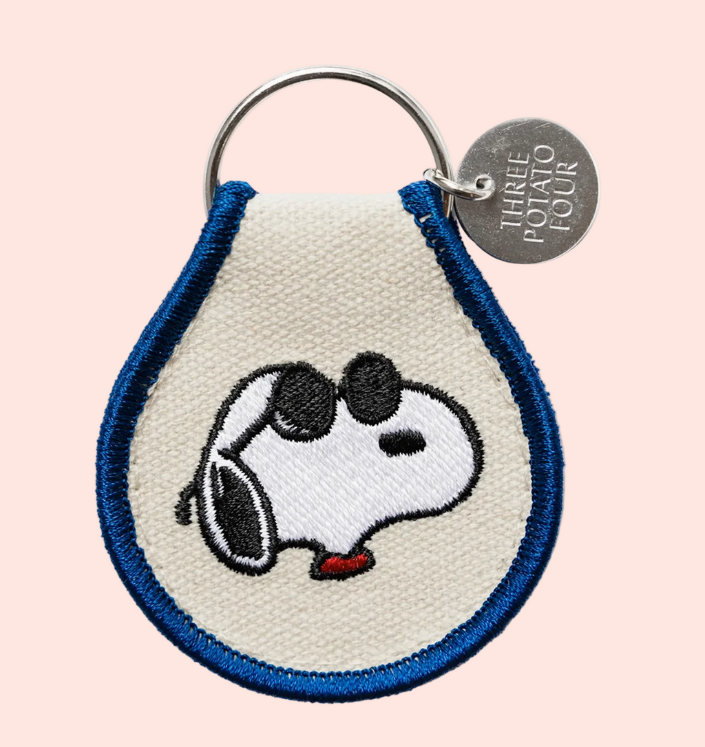 Porte-clés Snoopy brodé - lunettes de soleil