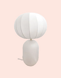 Lampe à poser Lucas blanche – verre et abat-jour textile – ambiance douce et chaleureuse