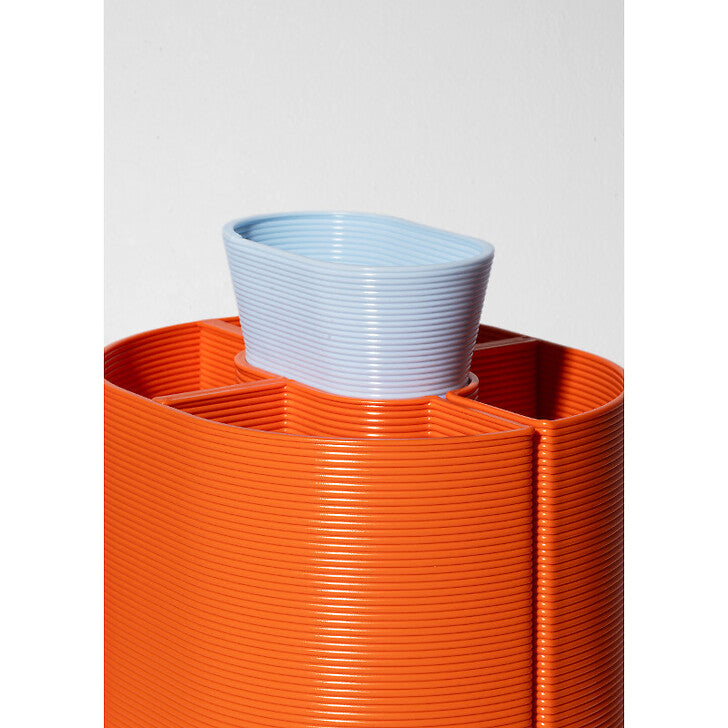 Pot à crayons Henri by Warren et Laetitia orange et bleu